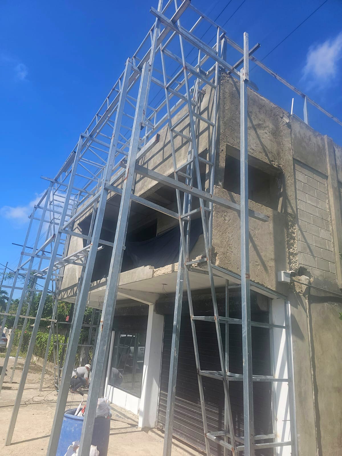 Fachada en proceso